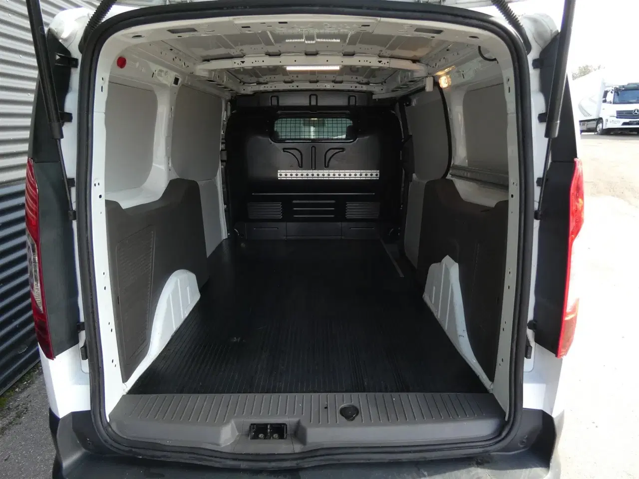 Billede 5 - Ford Transit Connect Lang 1,5 EcoBlue Trend 120HK Van 8g Aut.