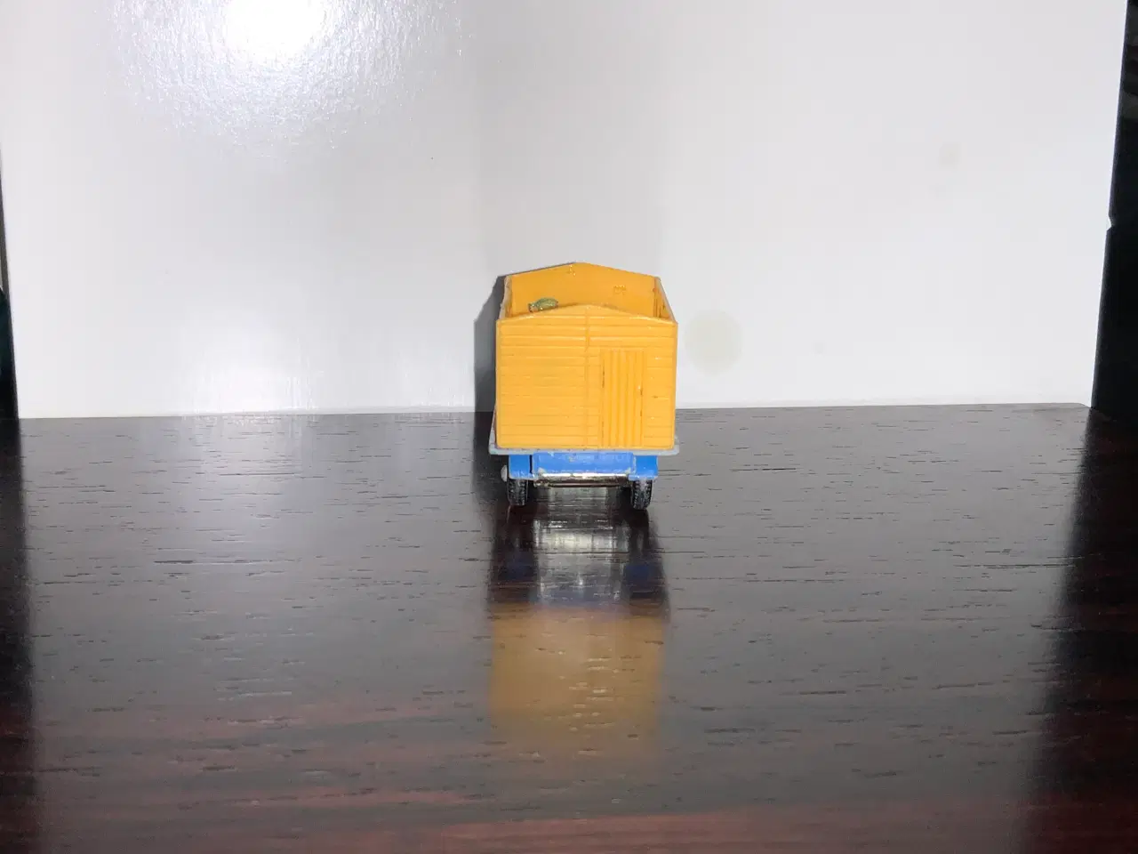 Billede 4 - Matchbox no. 60 Leyland Site Hut Truck 