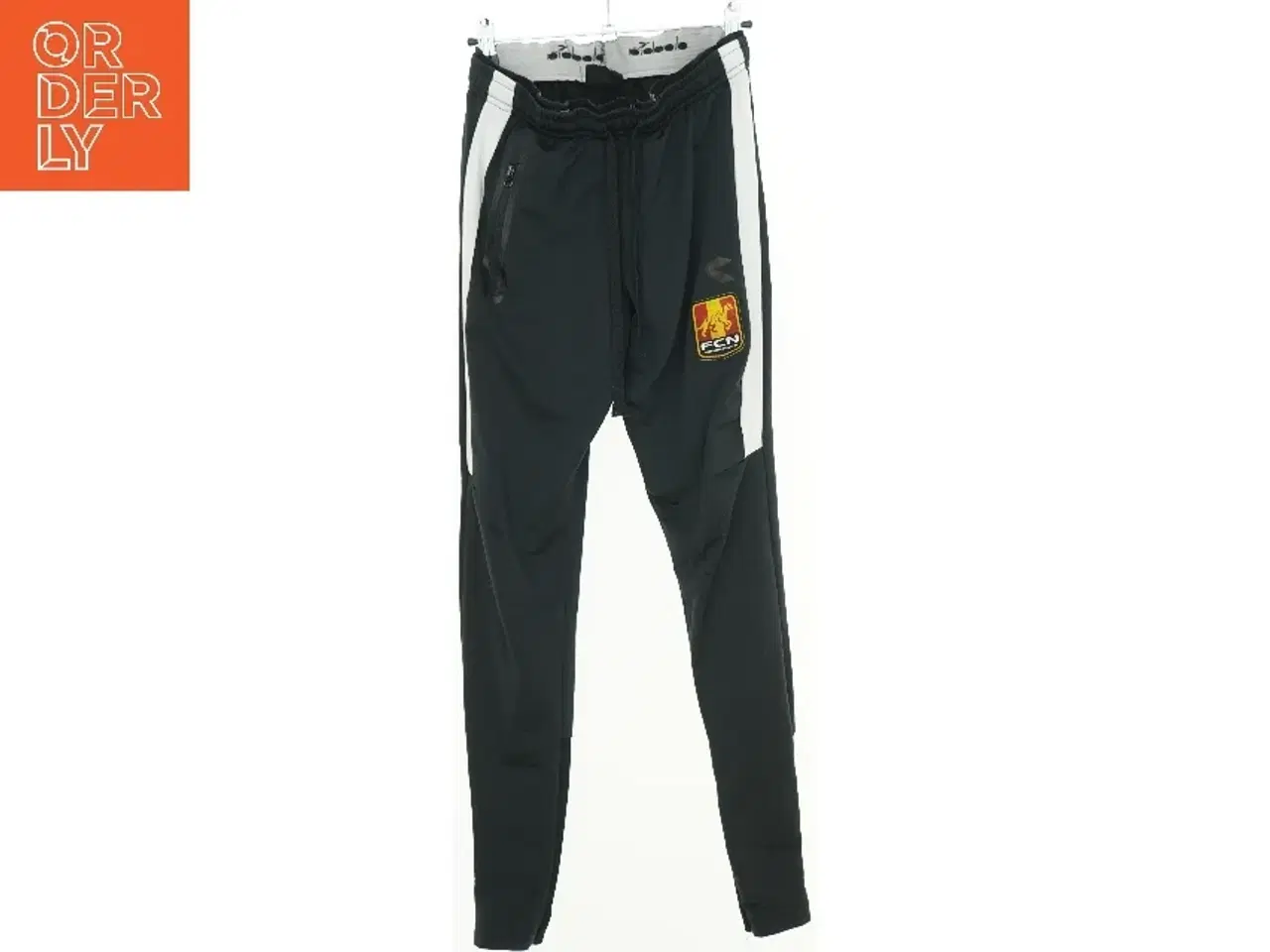 Billede 1 - Træningsbukser (str. 152 cm)