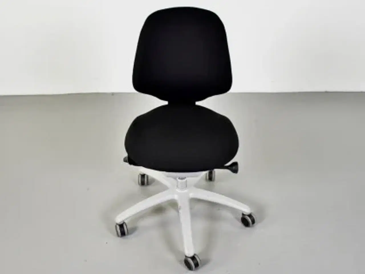 Billede 5 - Rh mereo 200 kontorstol med sort polster og grå fod