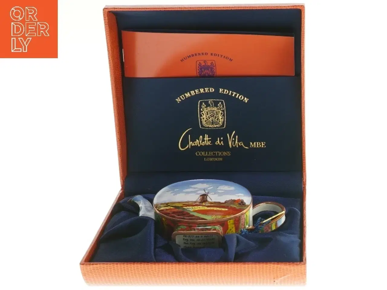 Billede 2 - Miniature krukke med landskabsmotiv fra Charlotte di Vita MBE Collections (str. 12x8 cm)