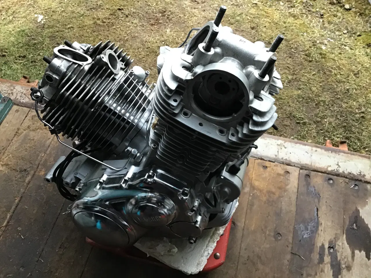 Billede 4 - Yamaha XV 750 fabriks ny motor