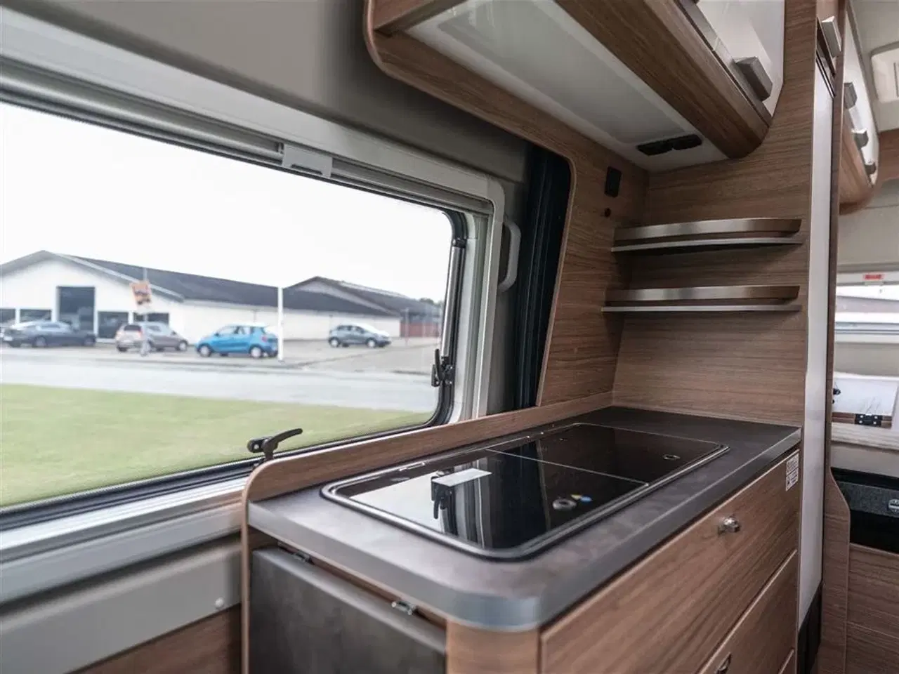 Billede 18 - 2025 - Knaus Boxlife 630 ME Platinium Selection   Truma Dieselfyr og Clesana Toilet