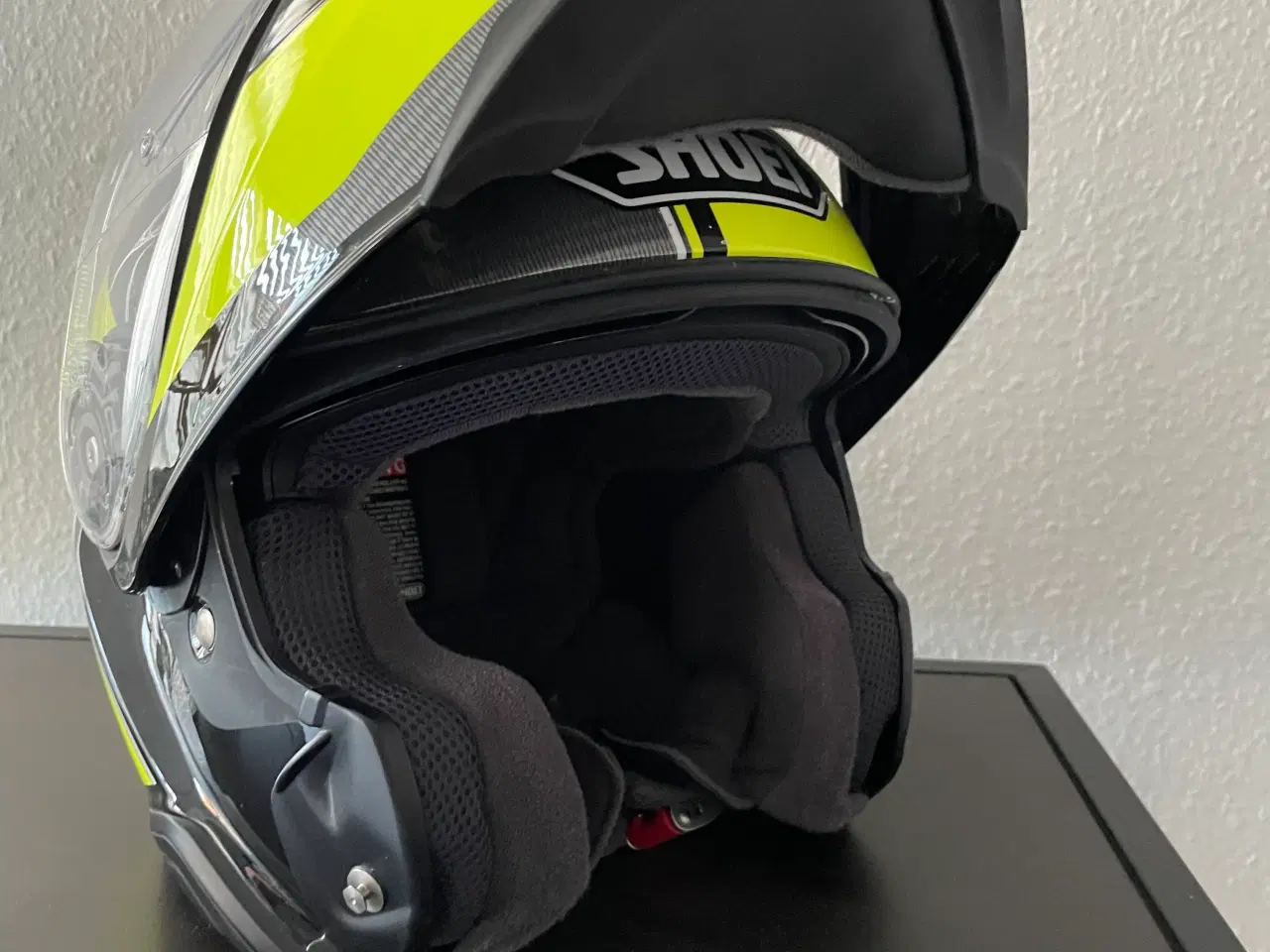 Billede 4 - Shoei Neotec 2