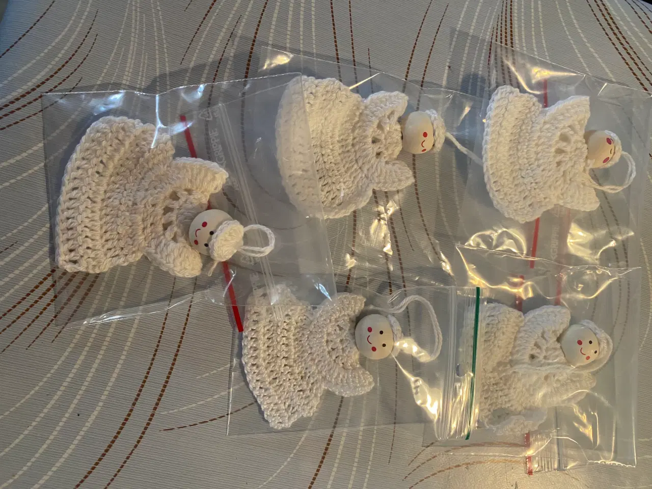 Billede 1 - 5 håndlavede engle