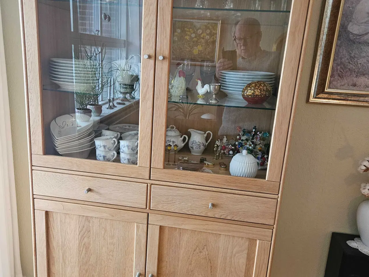 Billede 1 - Rimme vitrineskab