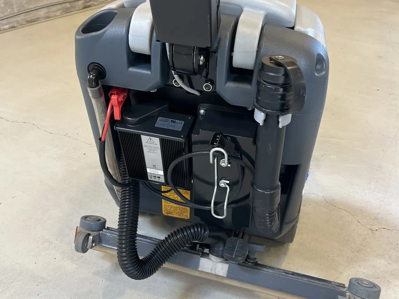 Billede 3 - Nilfisk sc 400 gulvvasker 