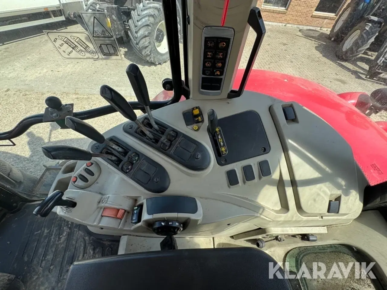Billede 10 - Traktor Massey Ferguson 7724 S - Dyna 6