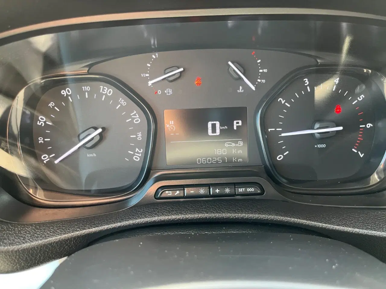 Billede 12 - Peugeot Expert 2,0 BlueHDi 144 L3 Premium EAT8 Van
