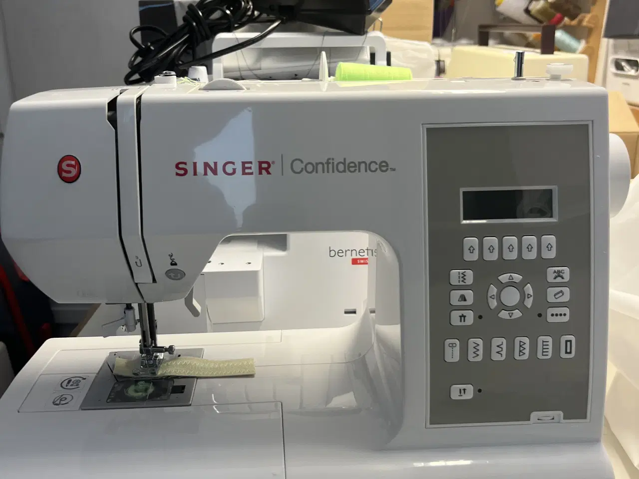 Billede 1 - Singer confidence 7470