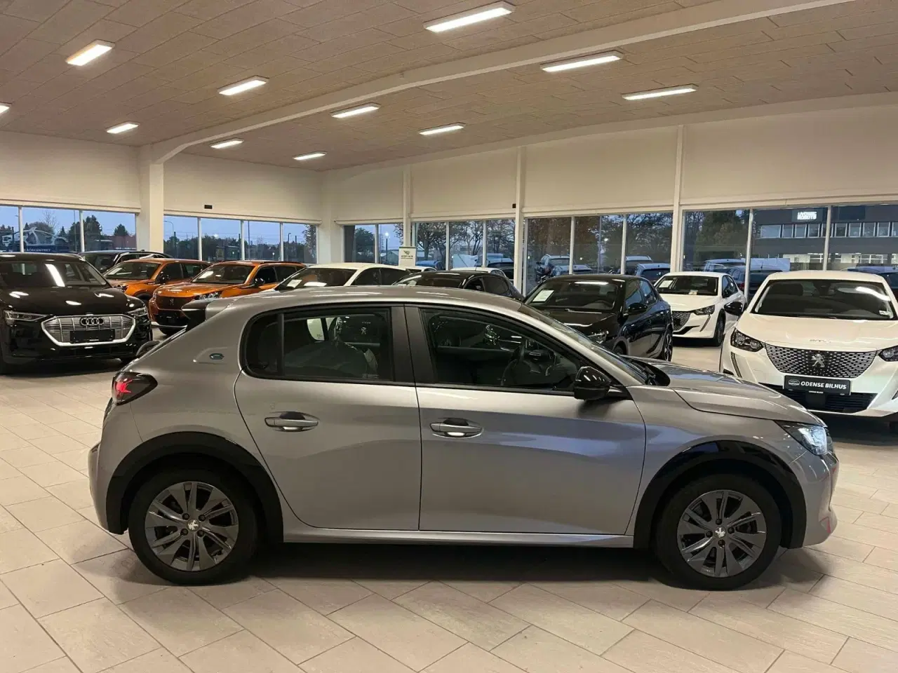 Billede 2 - Peugeot e-208 50 Active