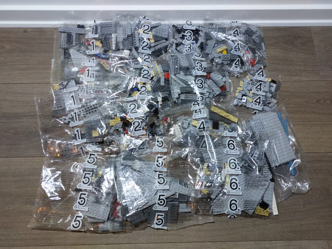 Billede 3 - LEGO 7965 Millennium Falcon
