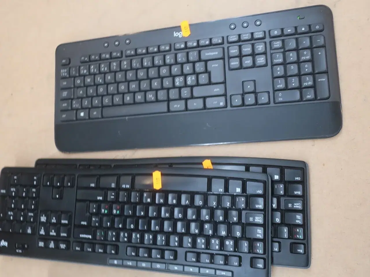Billede 2 - Hovedtelefoner, mus og tastatur