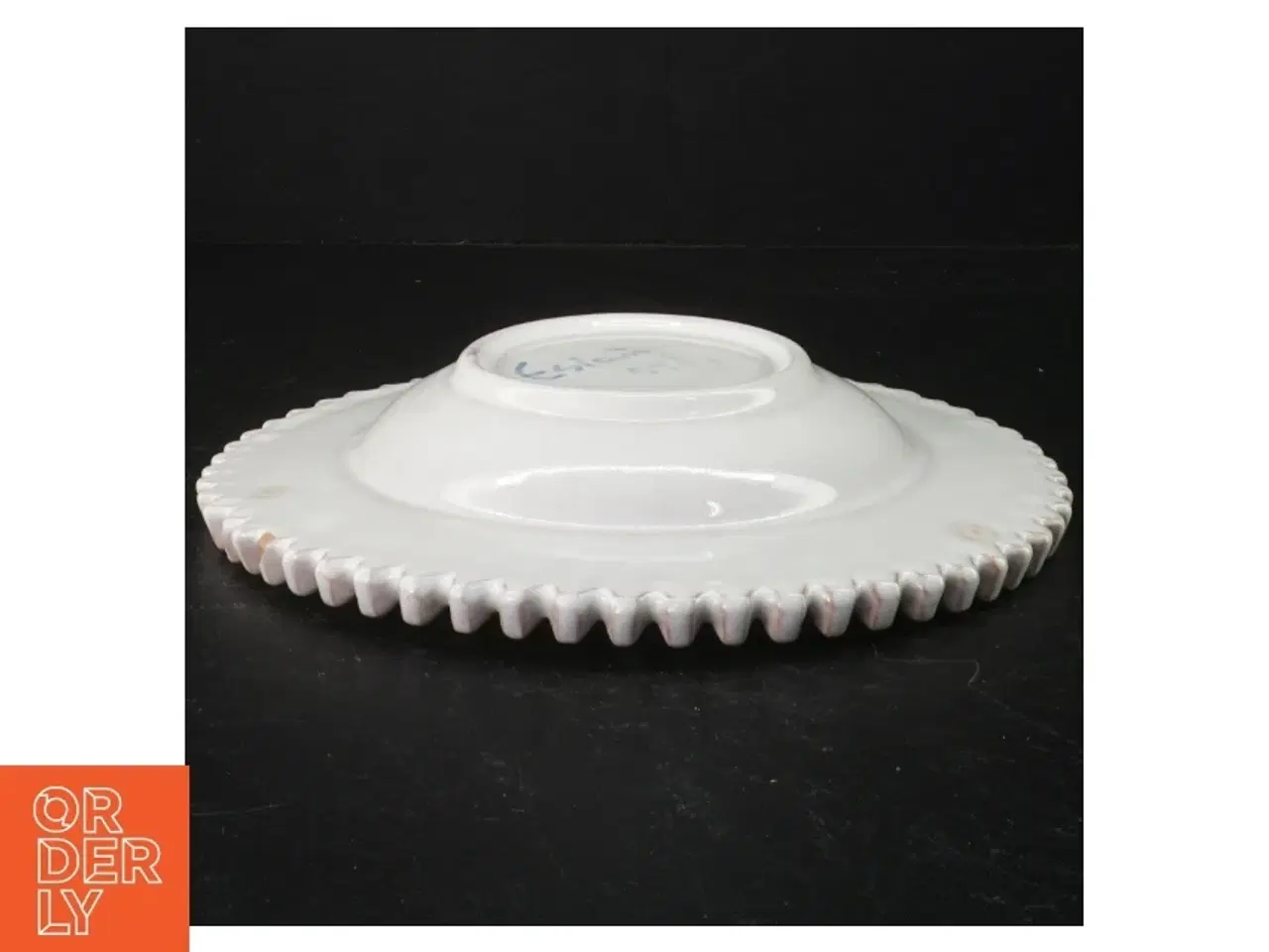 Billede 2 - Fladt porcelæns fad (str. 22,5 cm)