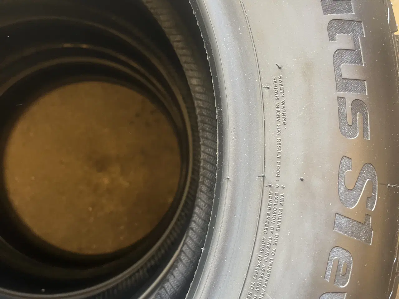 Billede 2 - Nye 235-55-19 Sommerdæk Hankook.