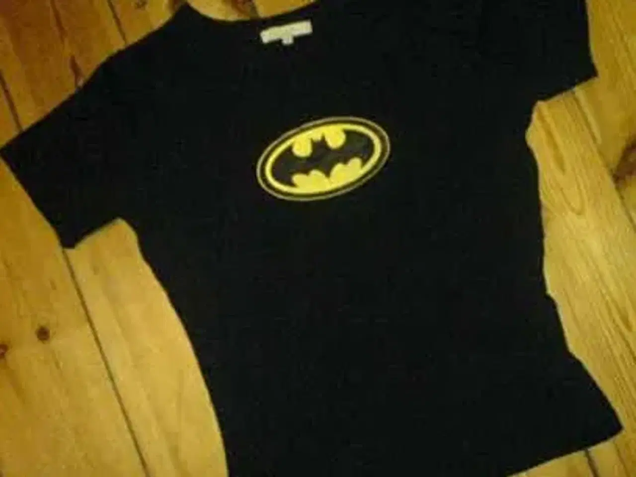 Billede 2 - T-SHIRT # BATMAN # logo # tegneserie