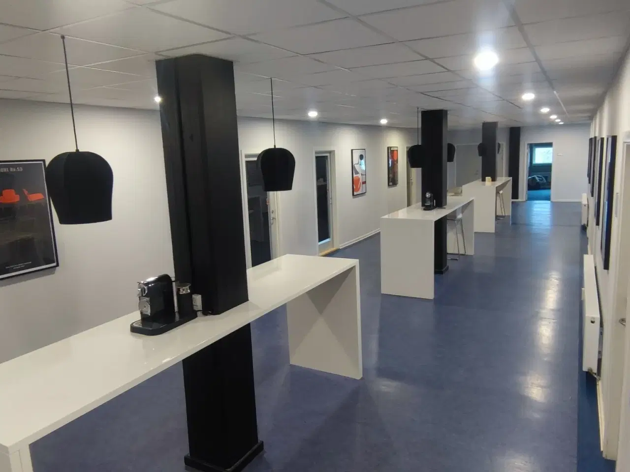 Billede 10 - Kontorlokaler udlejes.