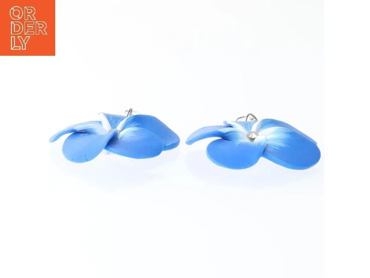 Billede 2 - Blomsterformede øreringe (str. Ø 5 cm)