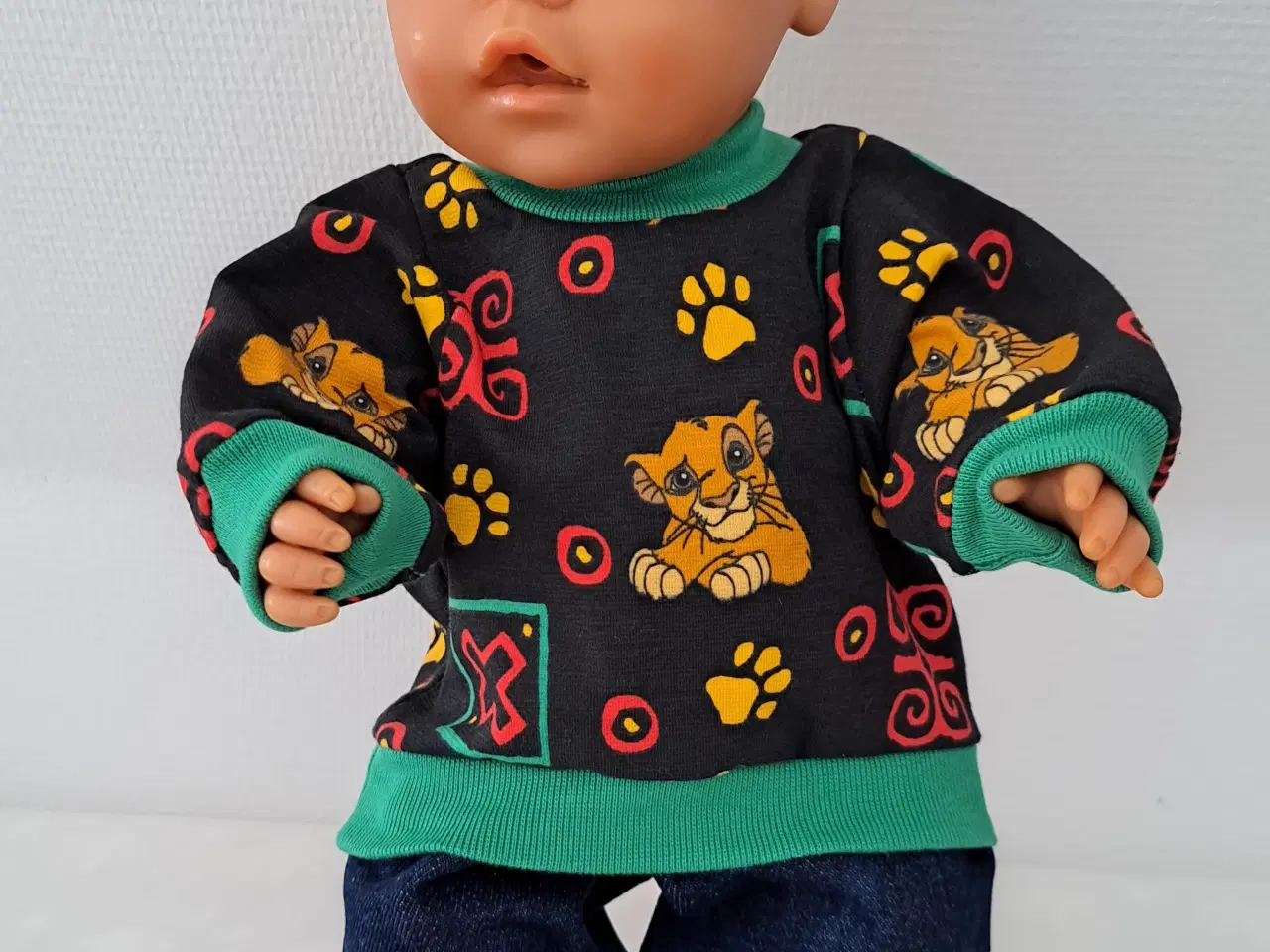 Billede 4 - Babyborn jeans sæt og sko.