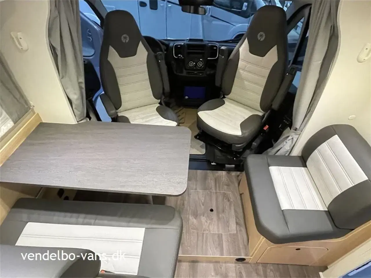 Billede 10 - 2026 - SunLight T 66 Aut. Enkeltsenge med en længde på kun 6,99 m- sænkeseng - 5. selepladser