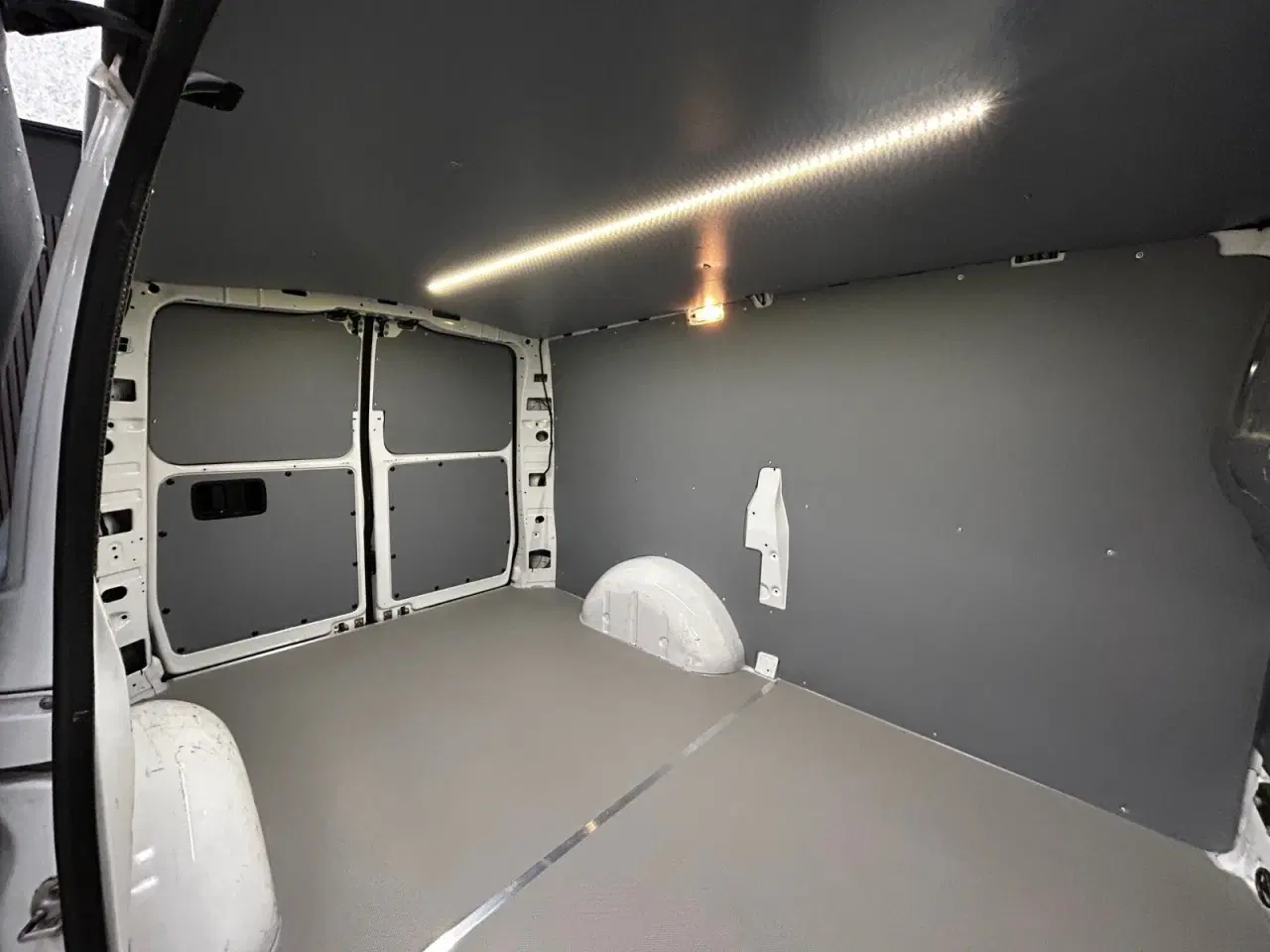 Billede 10 - Mercedes Vito 114 2,0 CDi Kassevogn aut. L RWD