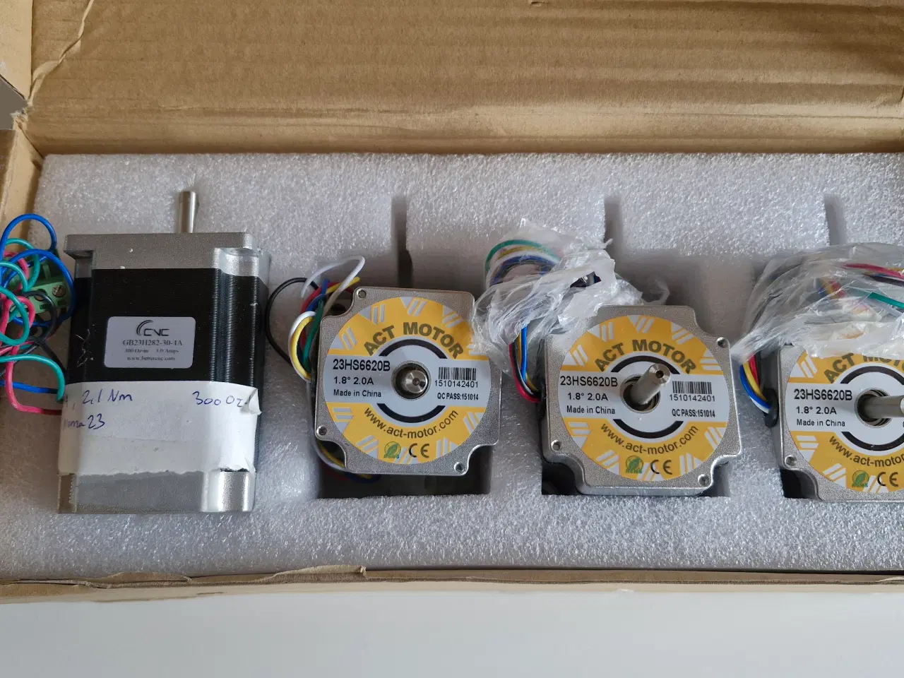 Billede 1 - Nema 23 stepmotorer (3 stk.)
