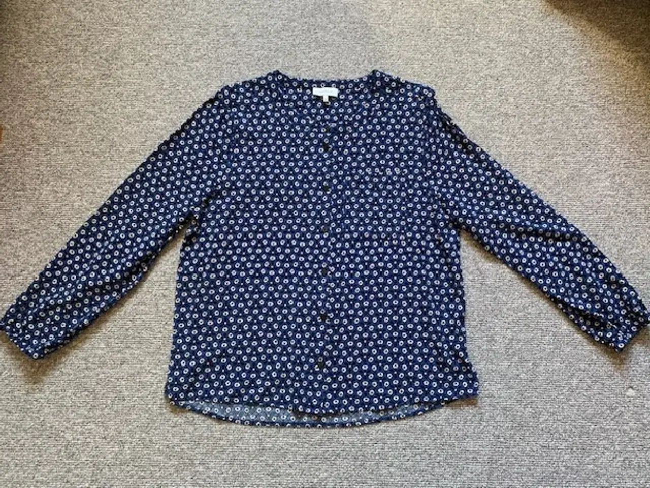 Billede 7 - Therese skjorte str. L 100 % viscose - fejlkøb