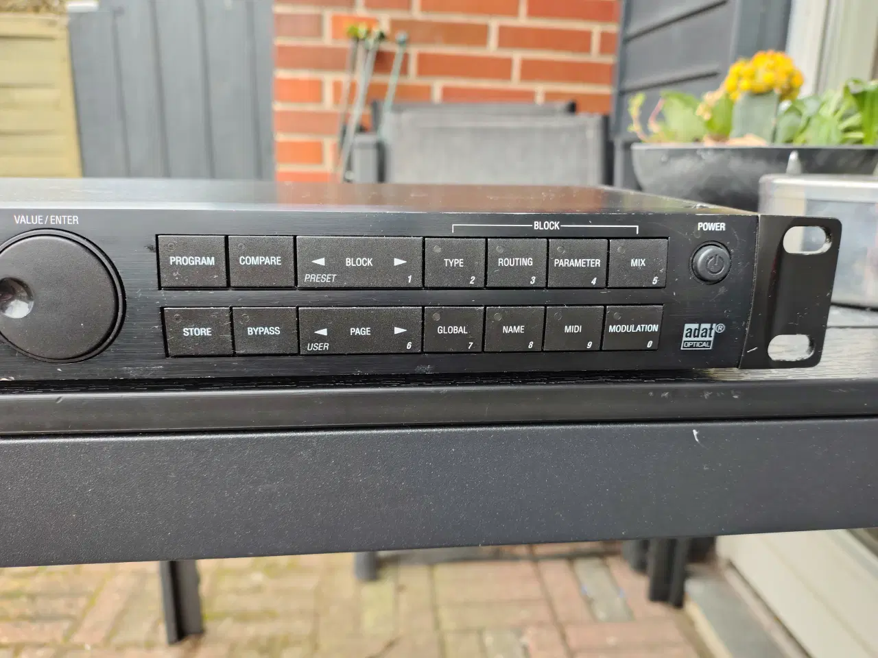 Billede 3 - Alesis Q20 effektprocessor med The Shadows Presets