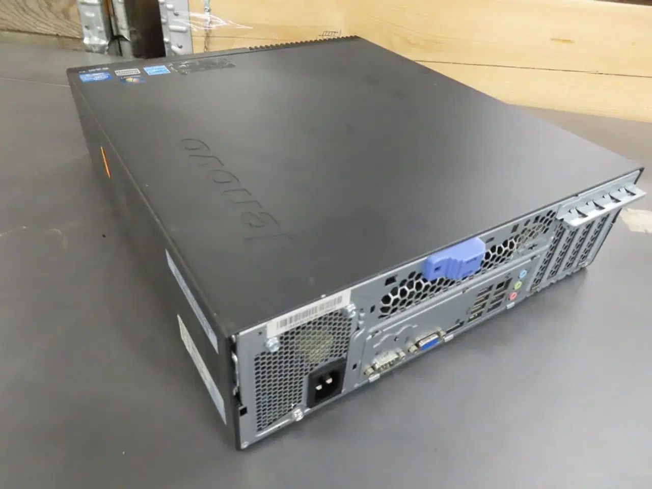 Billede 2 - ThinkCentre M81 - LENOVO