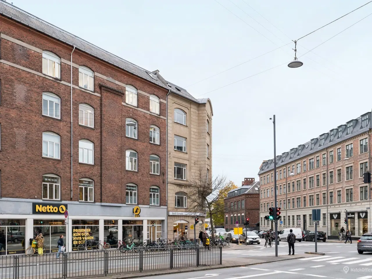 Billede 3 - Sjældent udbudt butikslejemål ved Valby Station til leje
