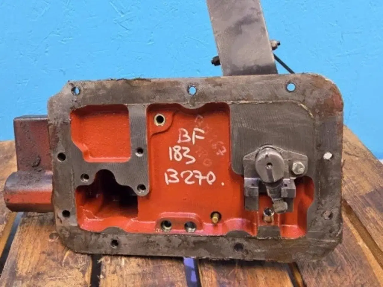 Billede 14 - Massey Ferguson 6290 Dæksel 3791300M15