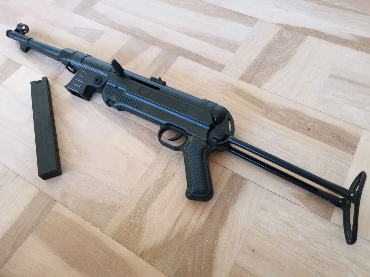 Billede 3 - Tysk MP40 Softgun