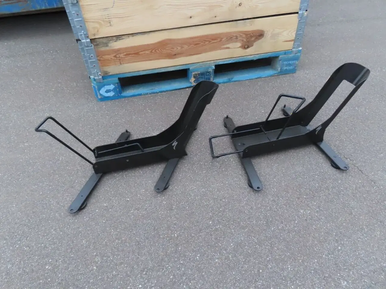 Billede 2 - Palle med Cykelholdere fra SPECIALIZED