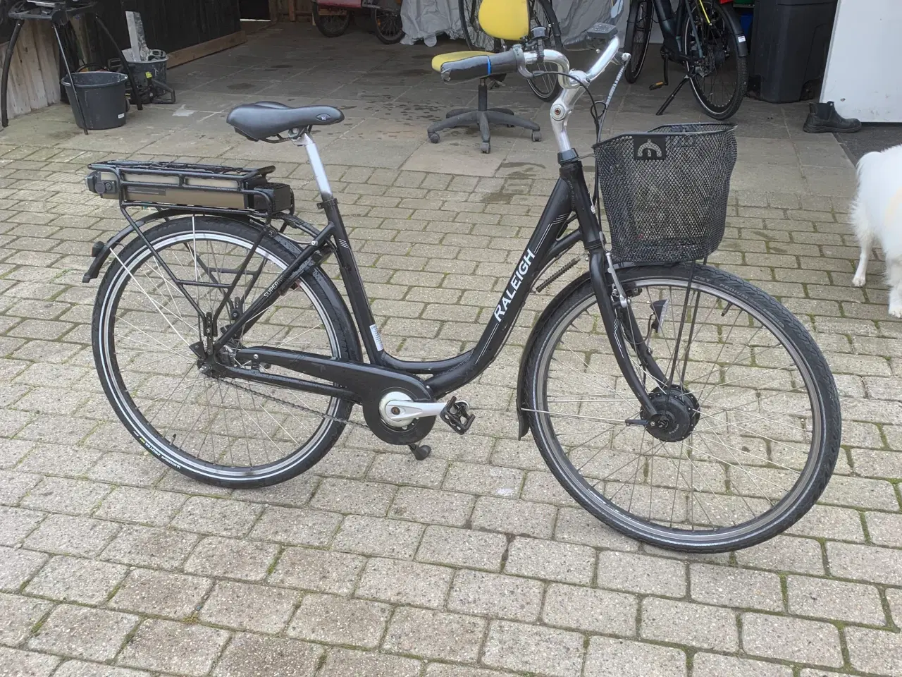 Billede 1 - Dame cykel el 