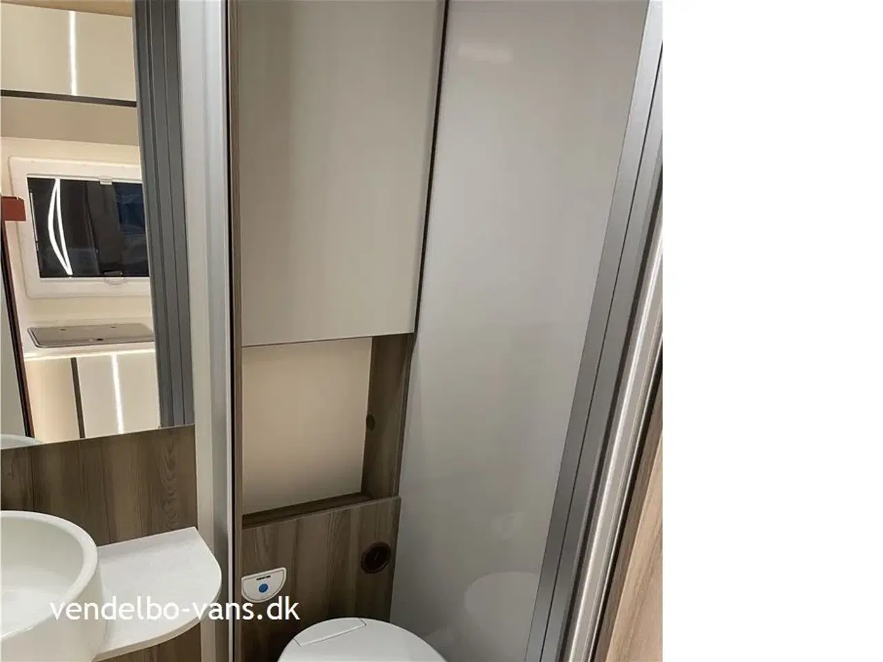 Billede 17 - 2025 - Rollerteam Kronos 281 TL FIT Enkeltsenge og stor garage - kun 6,69 M lang - kun 2,15 M bred - kun 2,85 M høj