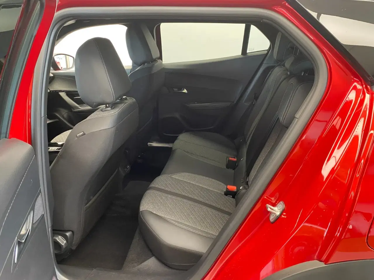 Billede 11 - Peugeot e-2008 54 Allure