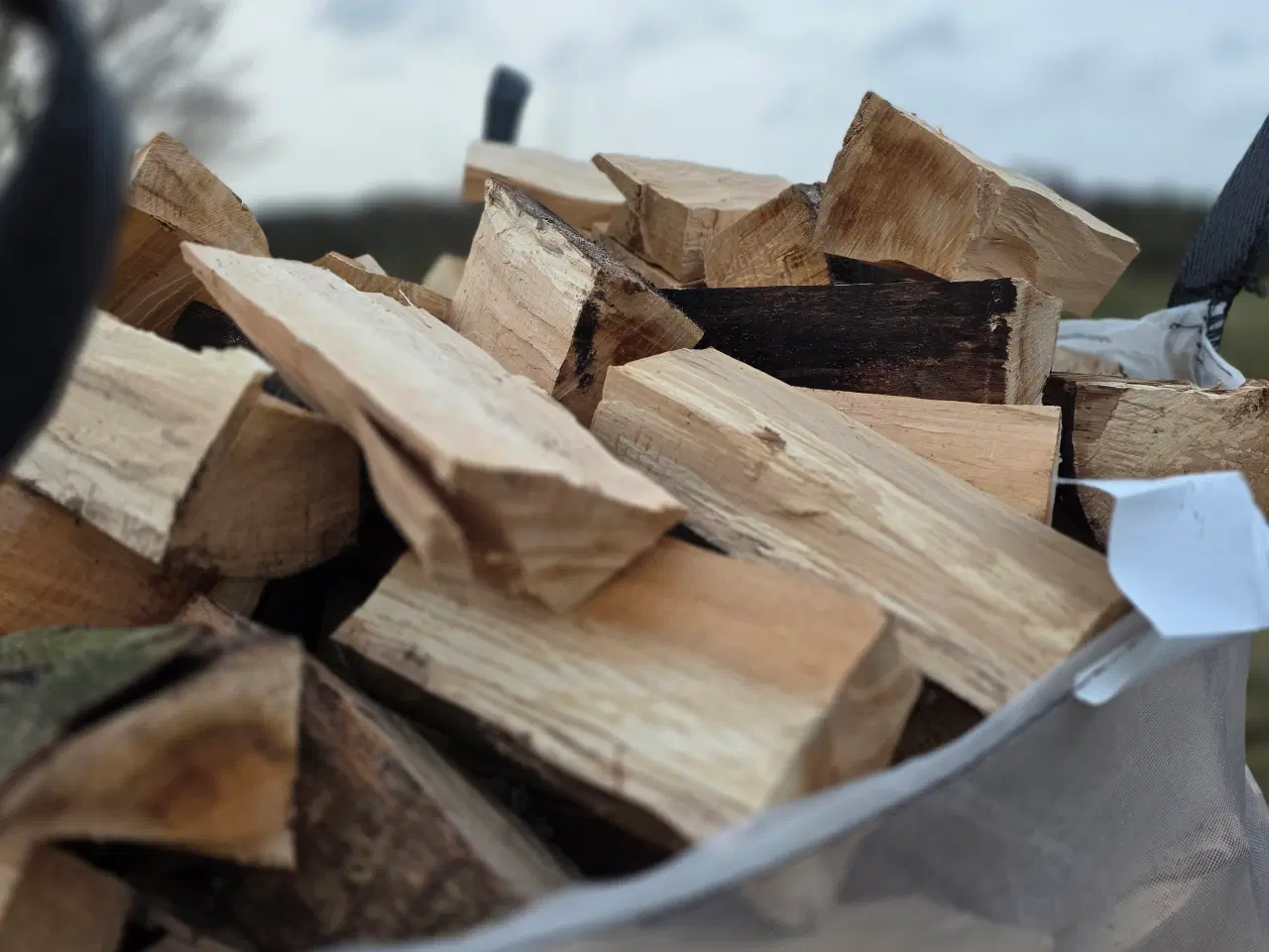 Billede 2 - Brænde - Ask, Bøg & Eg - Levering er muligt