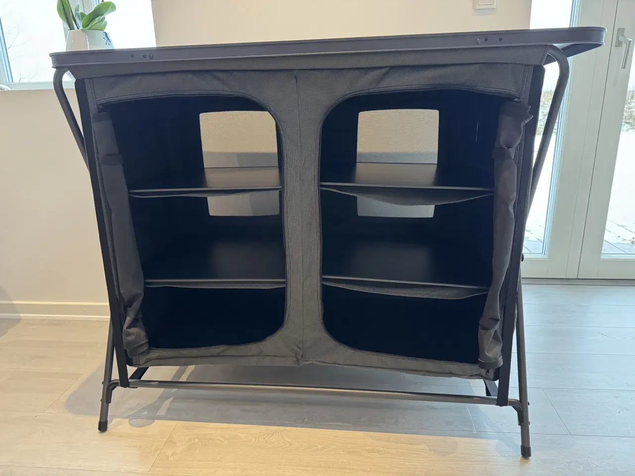 Billede 2 - Rigtig flot campingreol