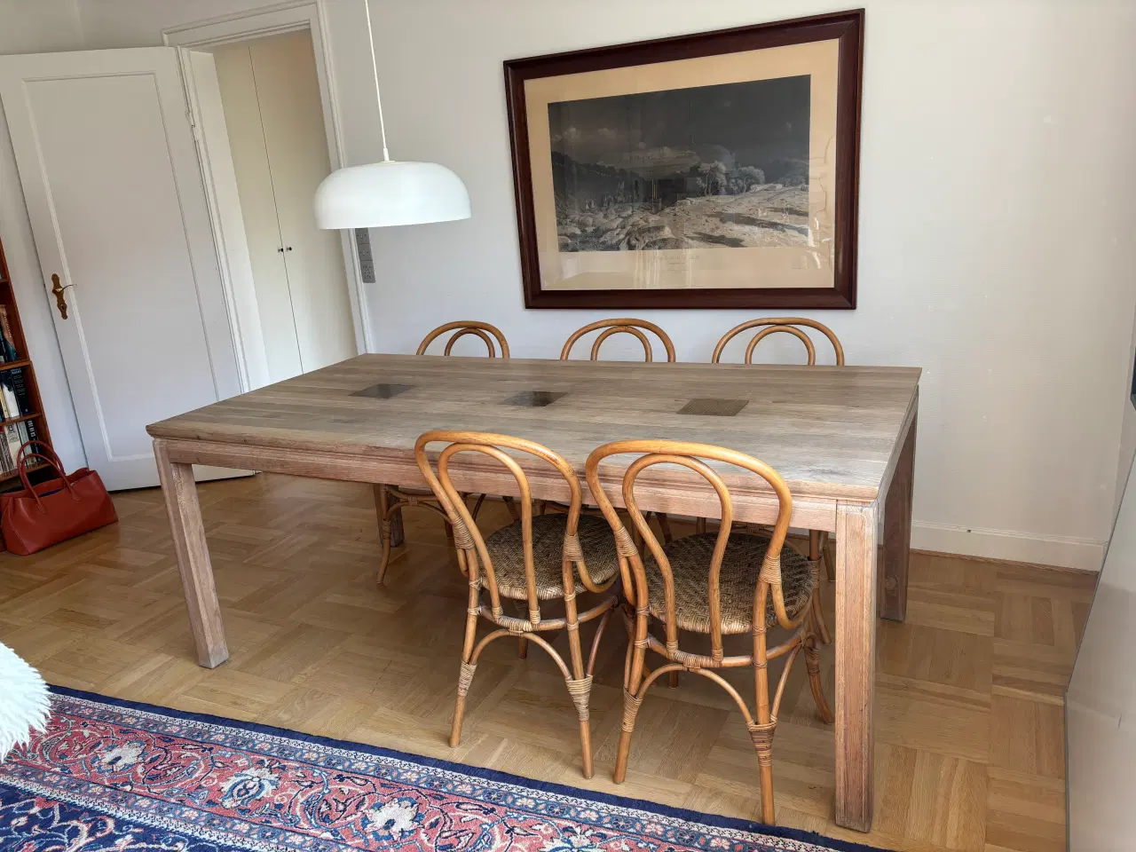 Billede 4 - Stort spisebord i eg 