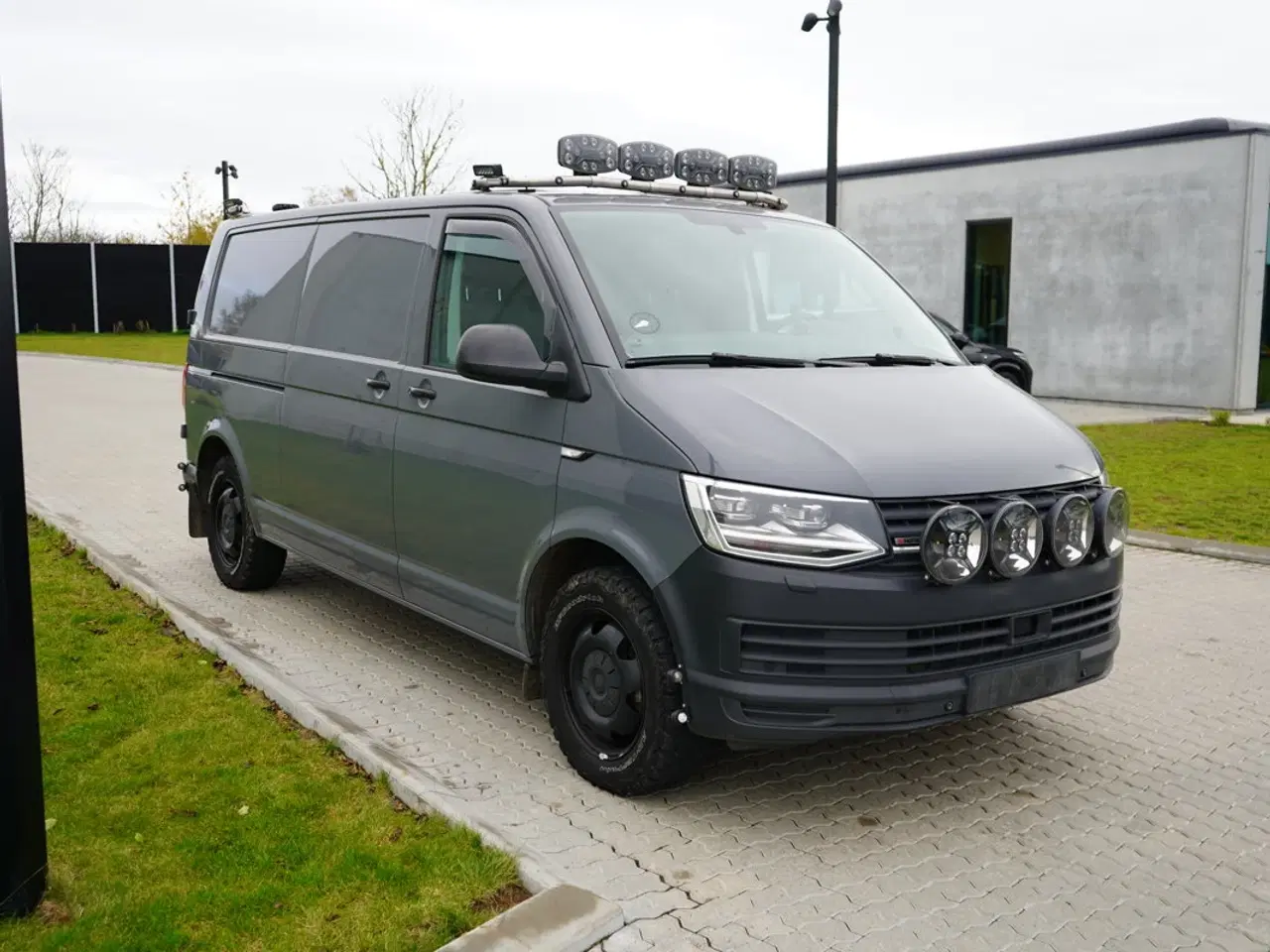 Billede 4 - VOLKSWAGEN TRANSPORTER 2.0 TDI 204 KASSEVOGN LANG