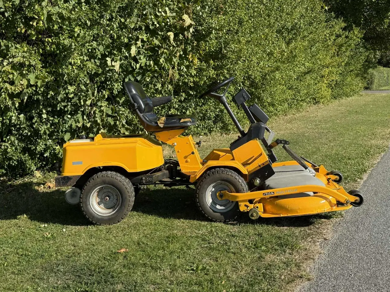 Billede 2 - STIGA Park 16 hk 2 cyl fod Hydrostat frontklipper