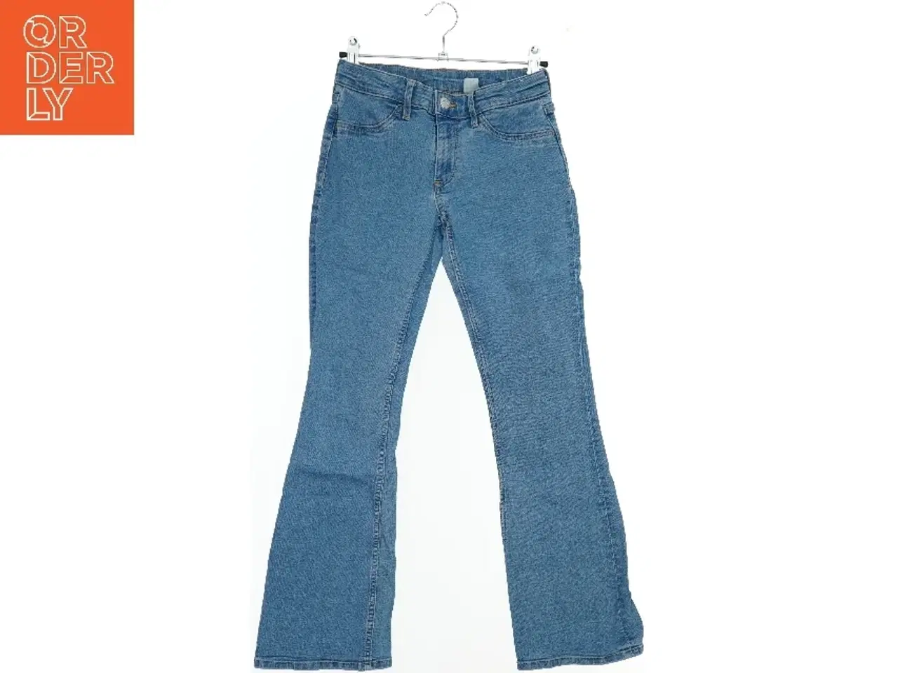 Billede 1 - Blå jeans med svaj fra H&M (str. 146)