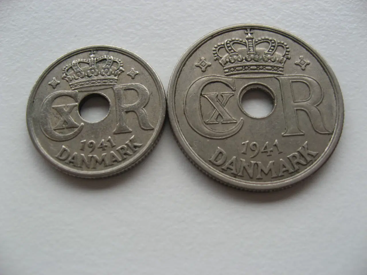 Billede 1 - Færøerne Flotte 10 & 25 ører 1941 u/hjerte