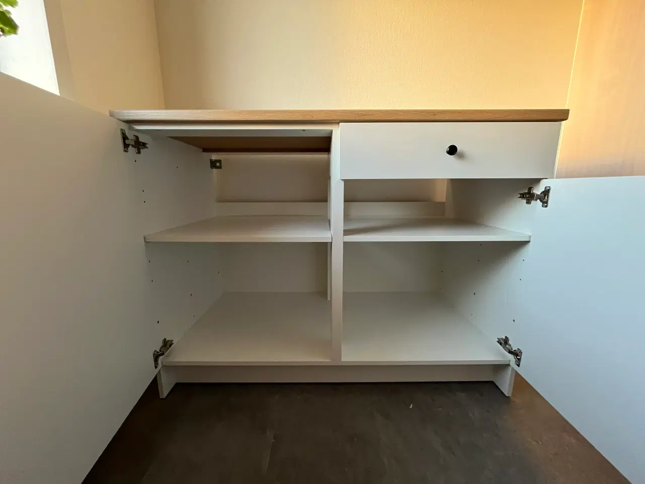 Billede 2 - Køkkenskab