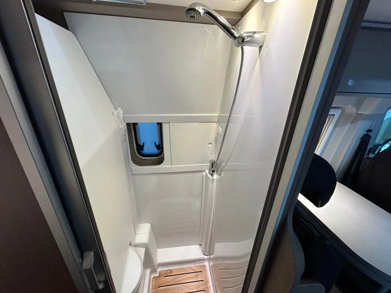 Billede 14 - Carado CV640 PRO+ 2,3 JTD 140 aut.