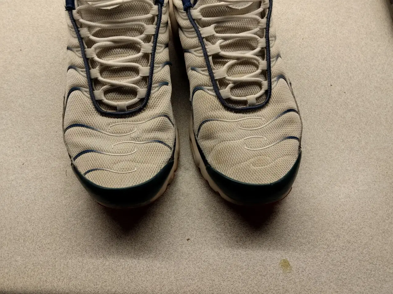 Billede 16 - Fede sneakers som næsten ikke er brugt. 