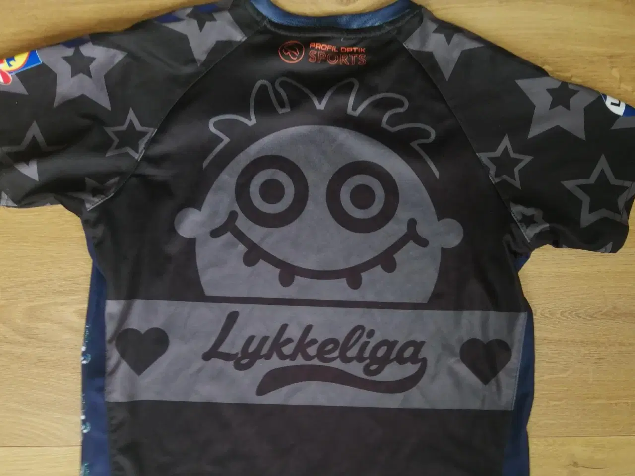 Billede 4 - NY LYKKELIGA HUMMEL HÅNDBOLD TRØJE, STR. 12 ÅR