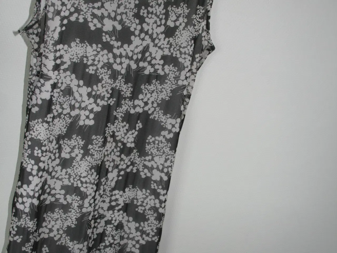 Billede 2 - Lipo kjole str XL