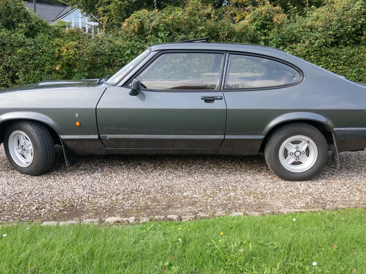 Billede 5 - Ford Capri 3.0 Ghia aut. 👉 veteran synet