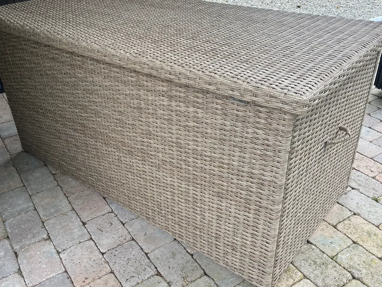 Billede 3 - Hyndeboks i natur polyrattan